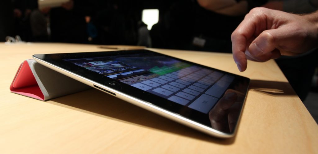 new-details-about-apples-super-sized-ipad-have-leaked